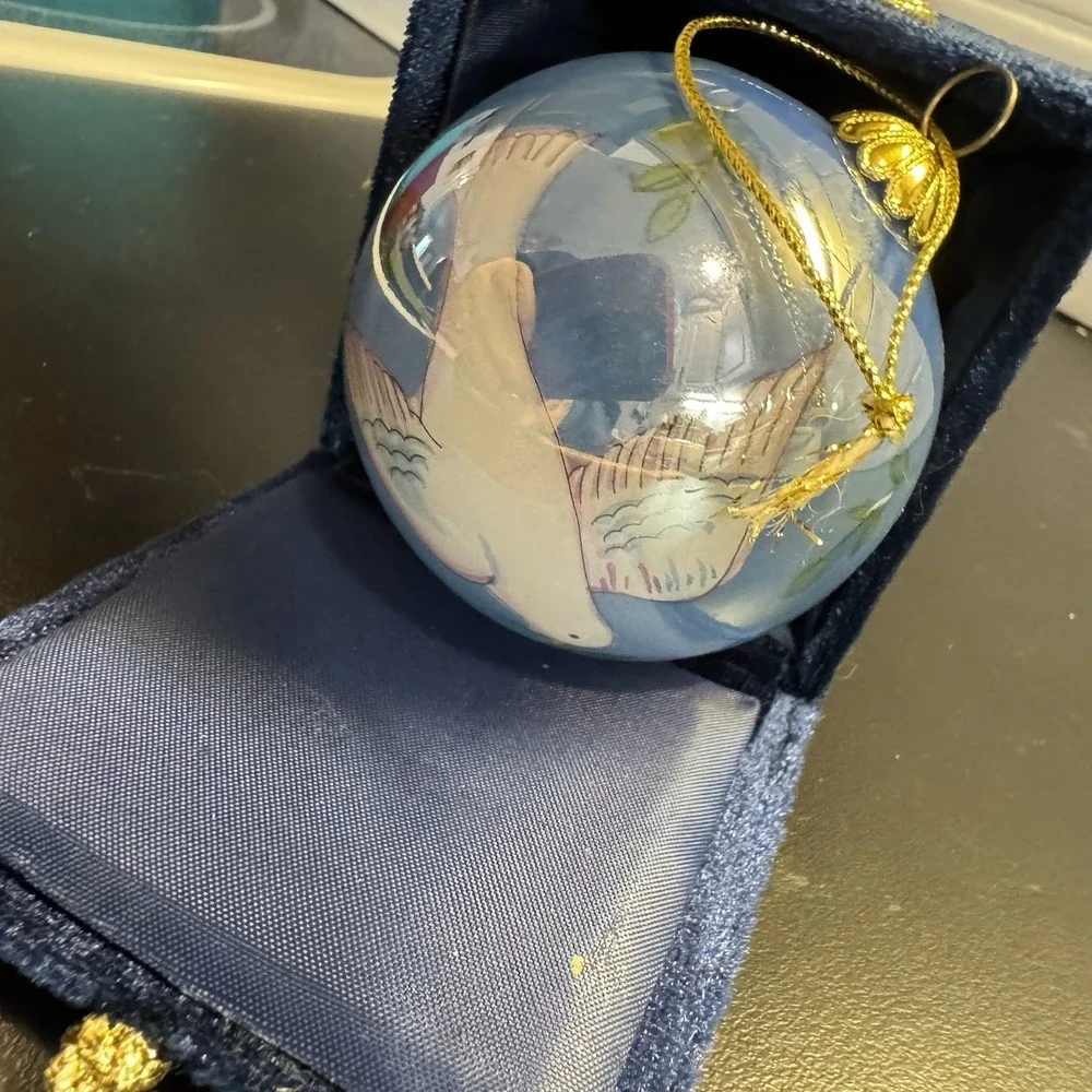 Dove Peace On Earth 2005‎ Pier 1 Li Bien Art Glass Ball Ornament Reverse Painted